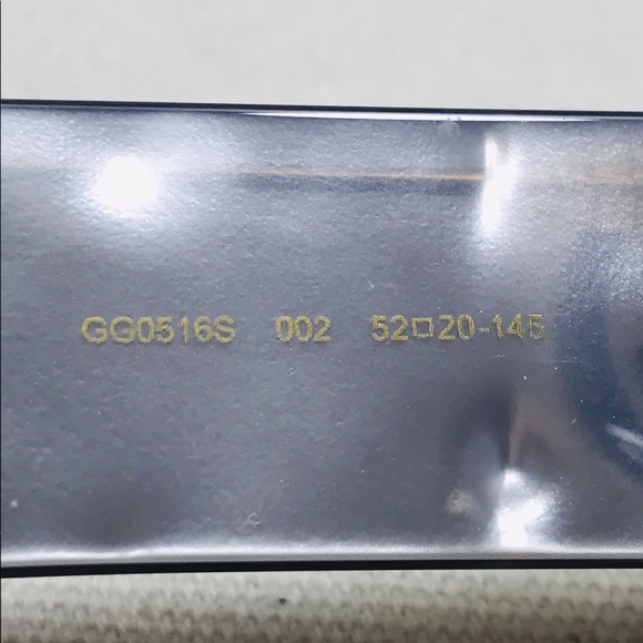 Gucci Eyewear GG0516S 002 rectangular-frame sunglasses - Picture 9 of 10